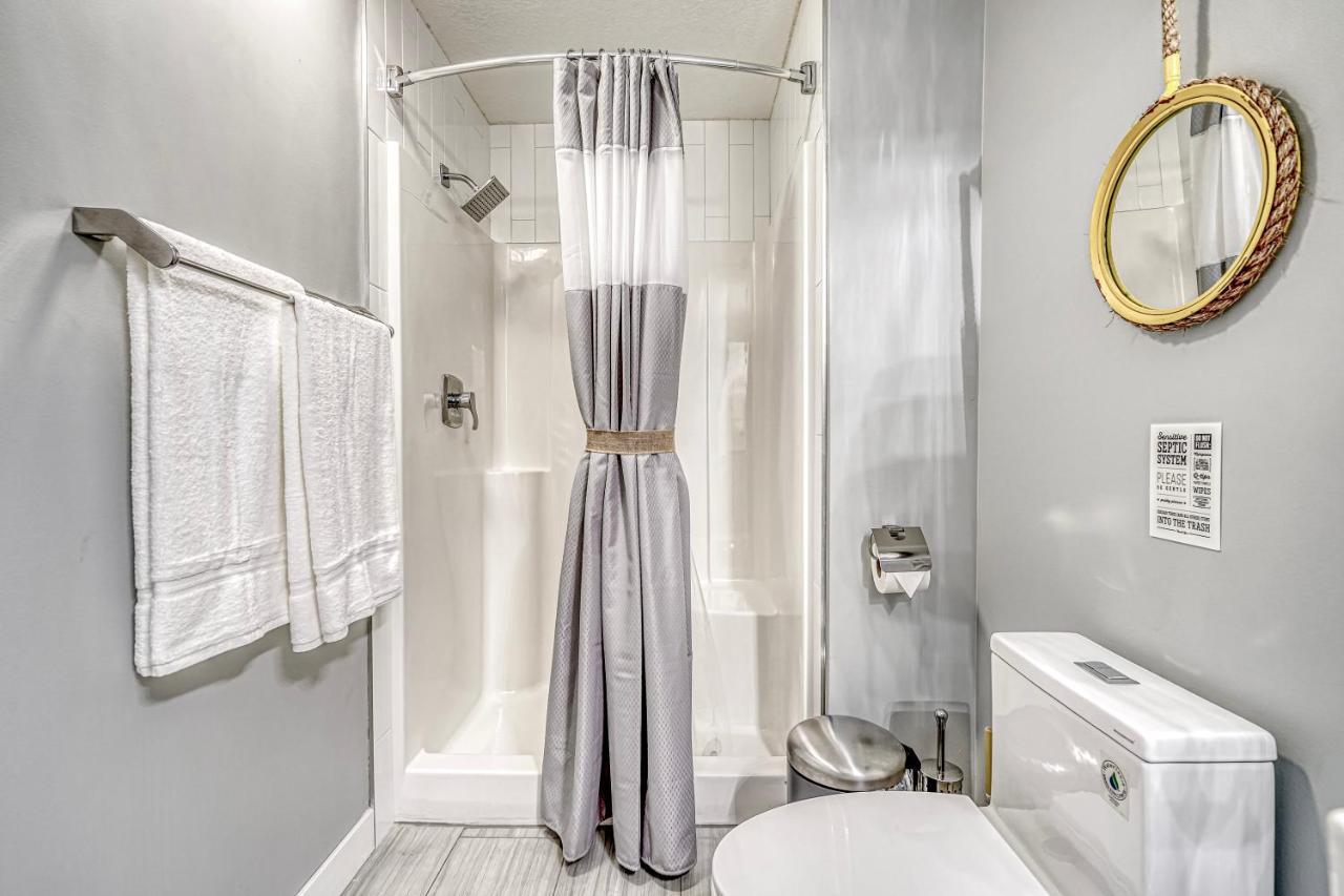 Elegant Deluxe Modern 3 Room Suite Auburn Buitenkant foto